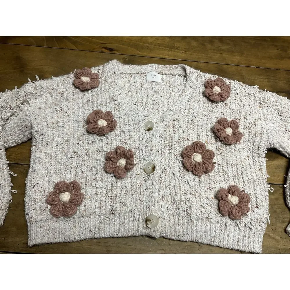 Luna Ivy Flower Crochet Oversized Cardigan Sweater Top Warm Beige Medium